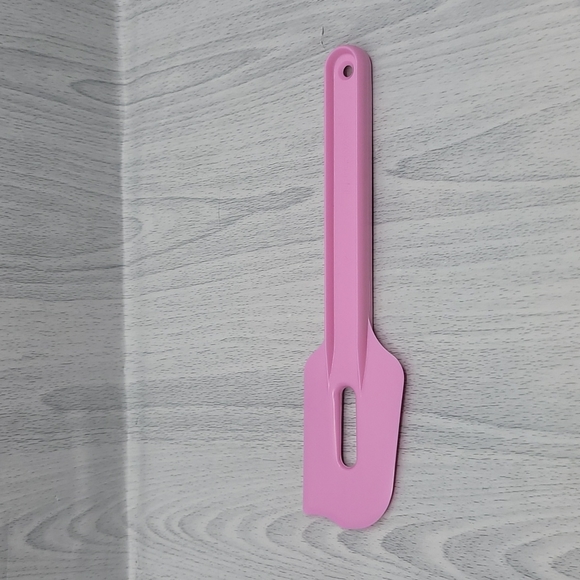 Tupperware Mini Scrapper Spatula NEW - Picture 2 of 2